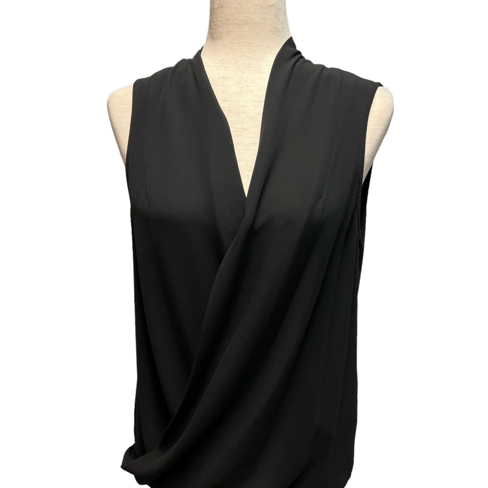 Vince Camuto Essentials Rich Black Faux Wrap Sleeveless Chiffon Top Snap closure - Picture 4 of 11
